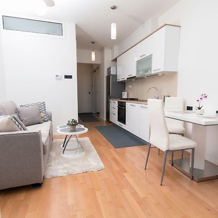 Studio Apartman Bella Zagreb Exterior foto