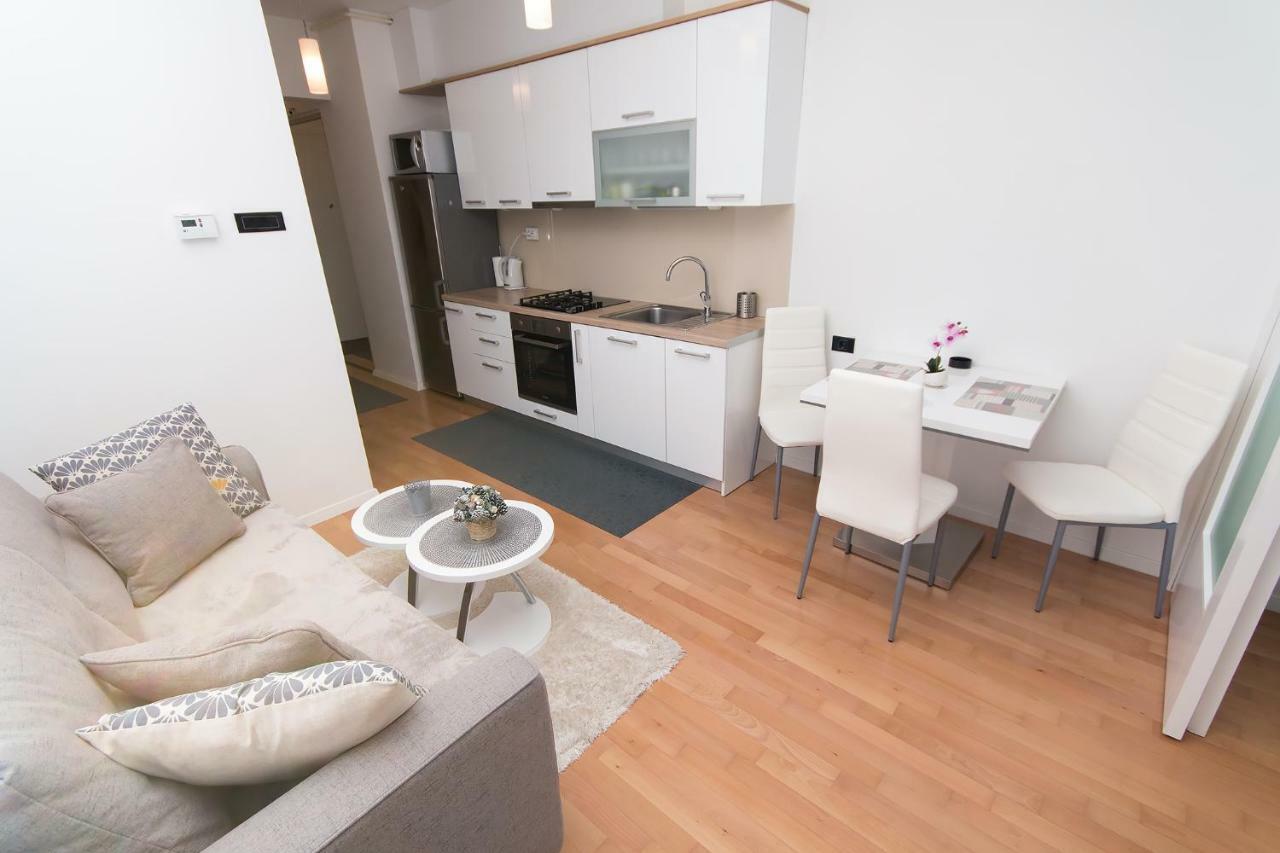 Studio Apartman Bella Zagreb Exterior foto